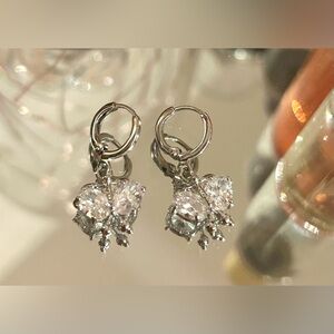 Diamond earrings